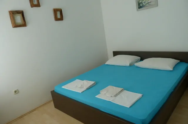 Pod Raduč – Nikolina 4+0 03 - Kornatica