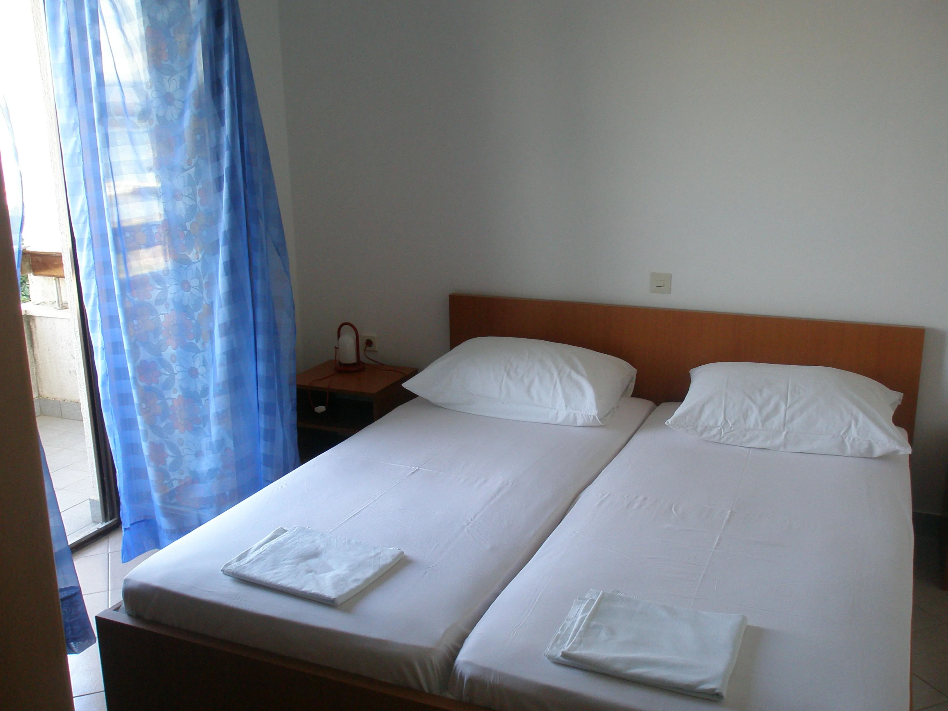 Julia A2 2+2 04 - Kornatica