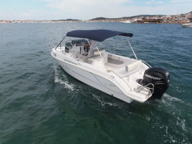 Blueline 23 deck 02 - Kornatica