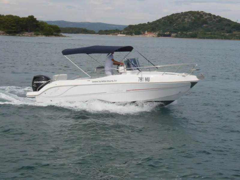 Blueline 23 deck 03 - Kornatica