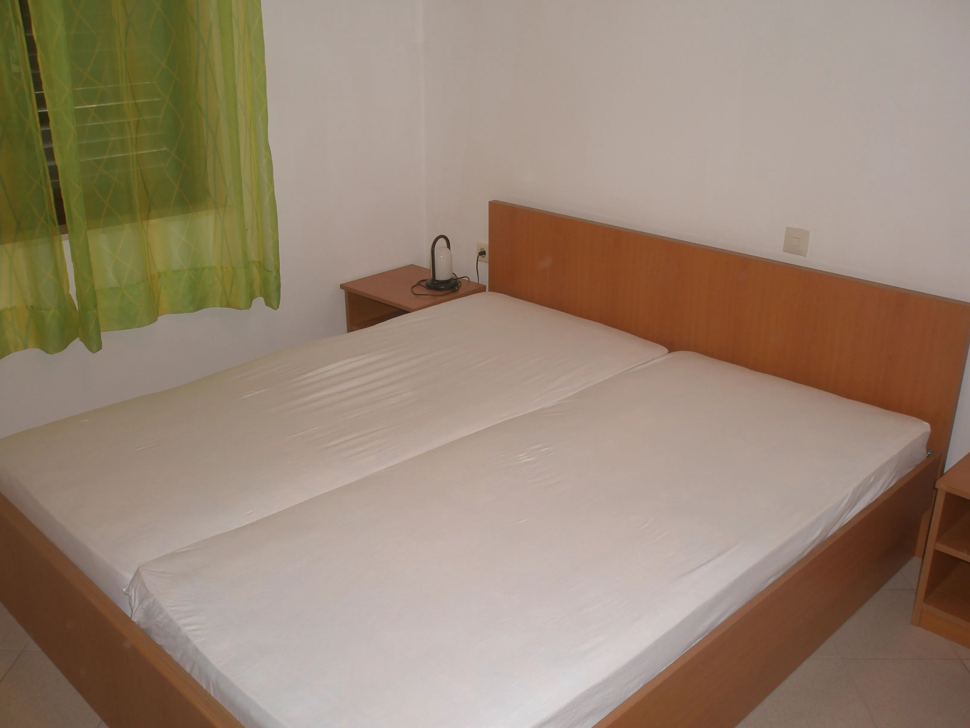 Julia A4 2+2 05 - Kornatica