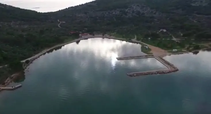 Plitka Vala 01 - Kornatica