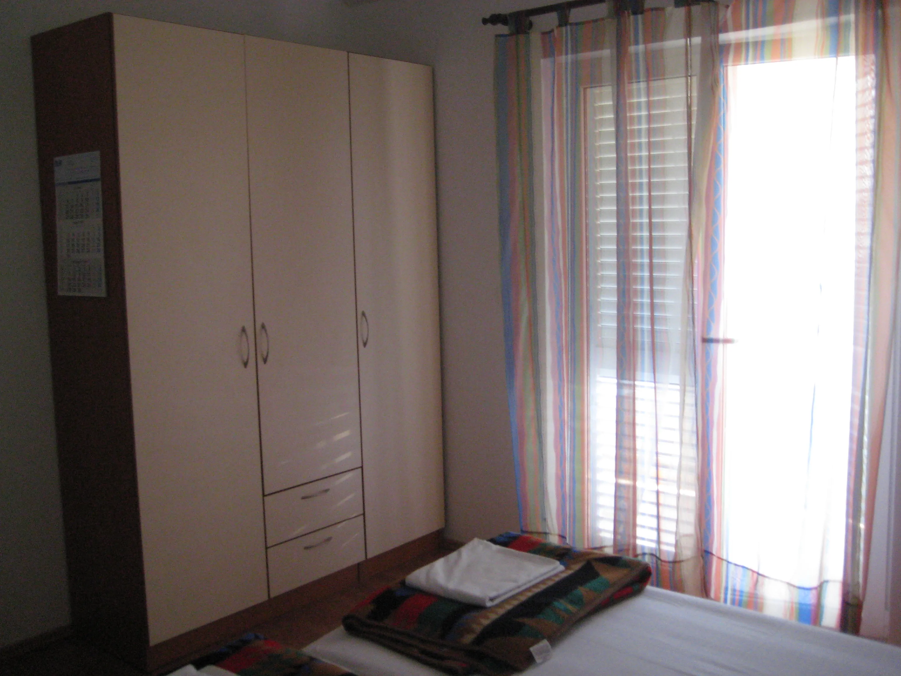 Julia A5 2+2 05 - Kornatica