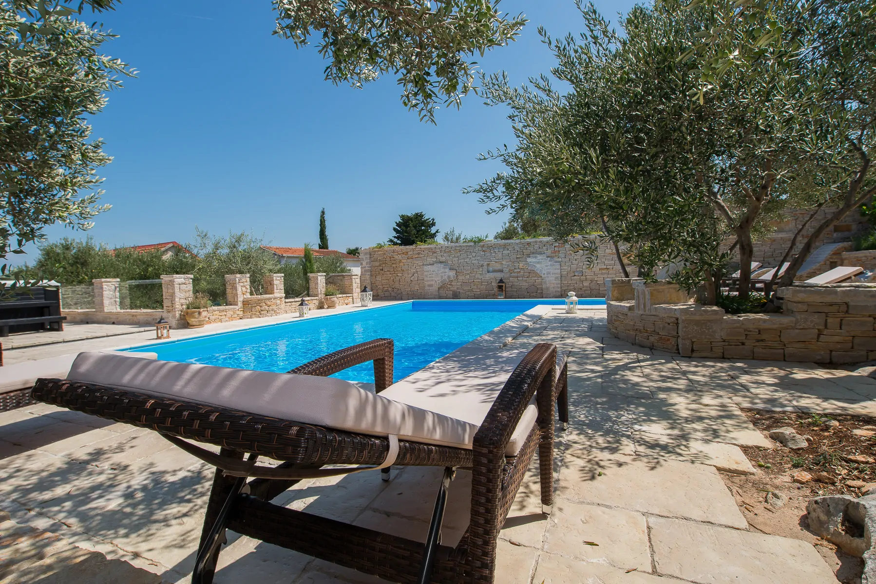 A5 Slanica DELUXE 2+2 01 - Kornatica