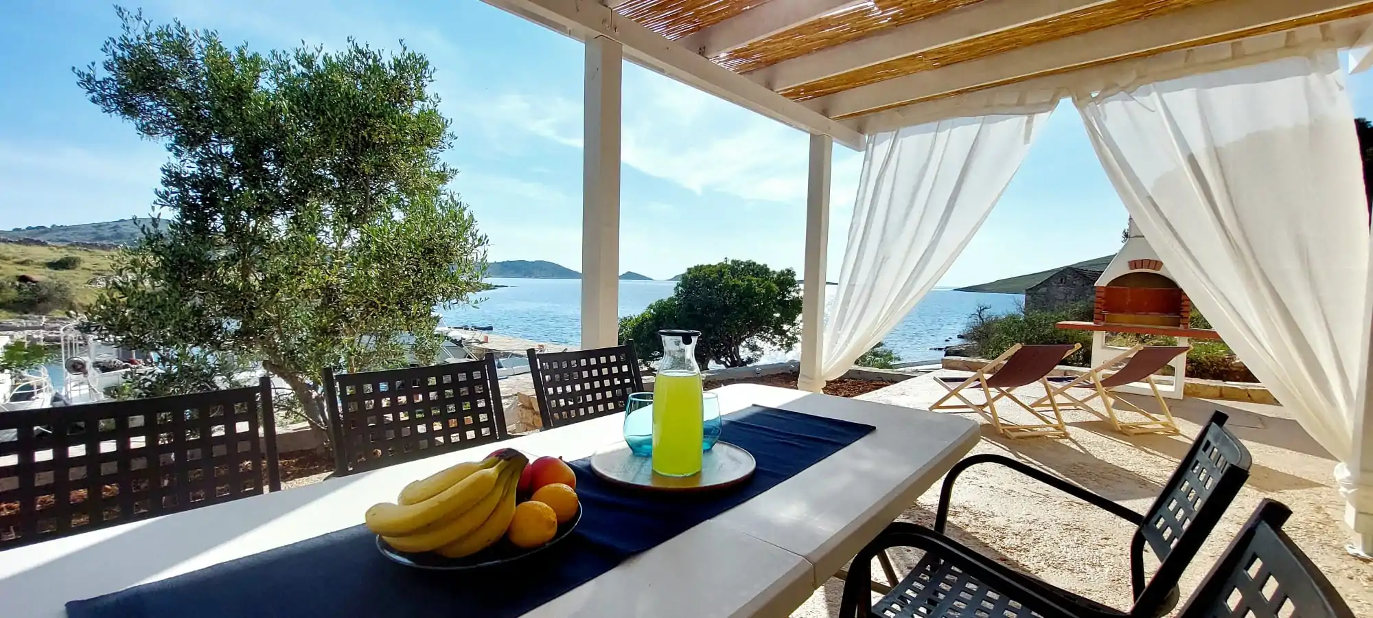 Little white port 12 - Kornatica