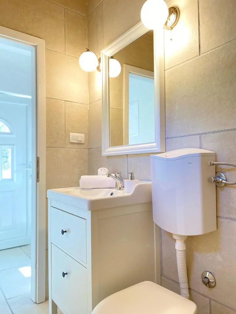 Levina 01 - Kornatica