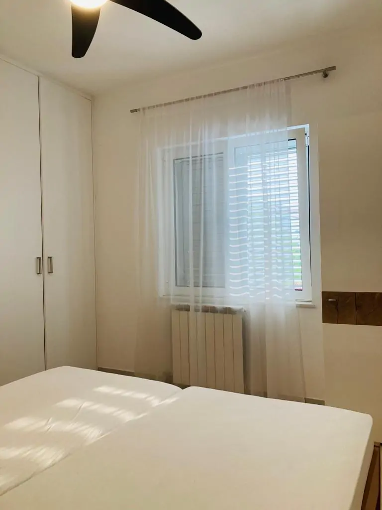 Julia A1 2+2 03 - Kornatica