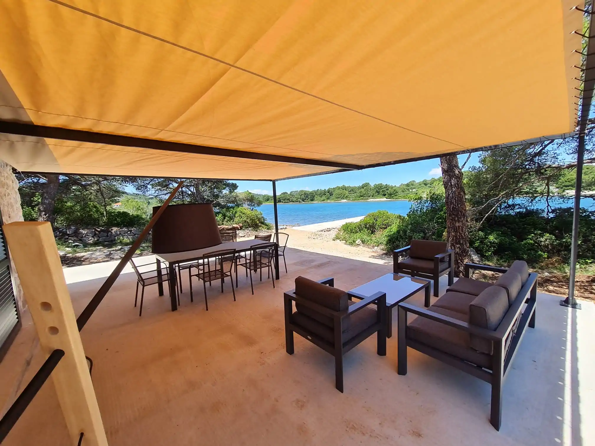 Mali Vinik 05 - Kornatica