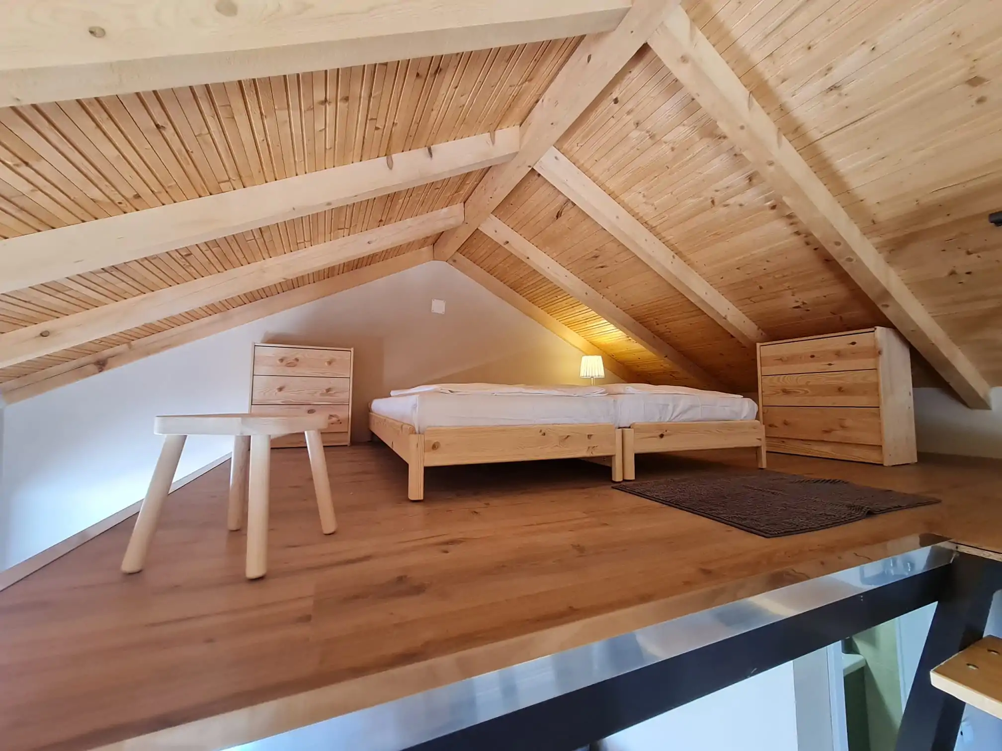 Mali Vinik 06 - Kornatica