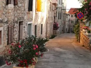 Selo 4+0 - Kornatica