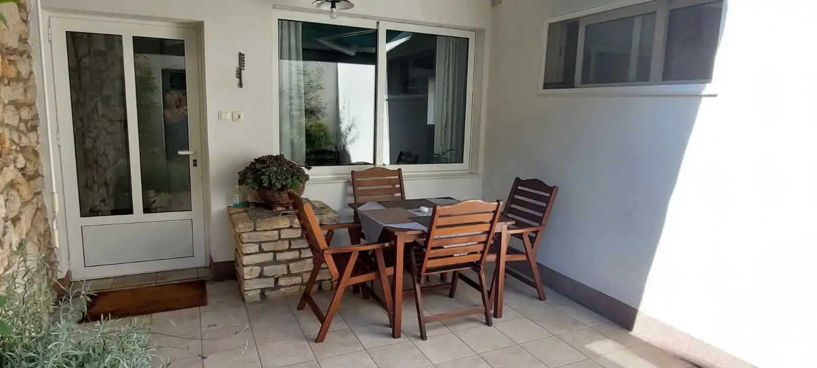 Selo 4+0 04 - Kornatica