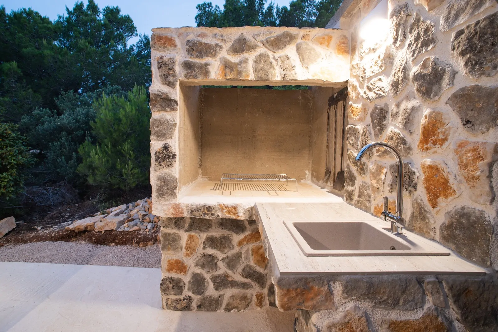 Ana-Marija 18 - Kornatica