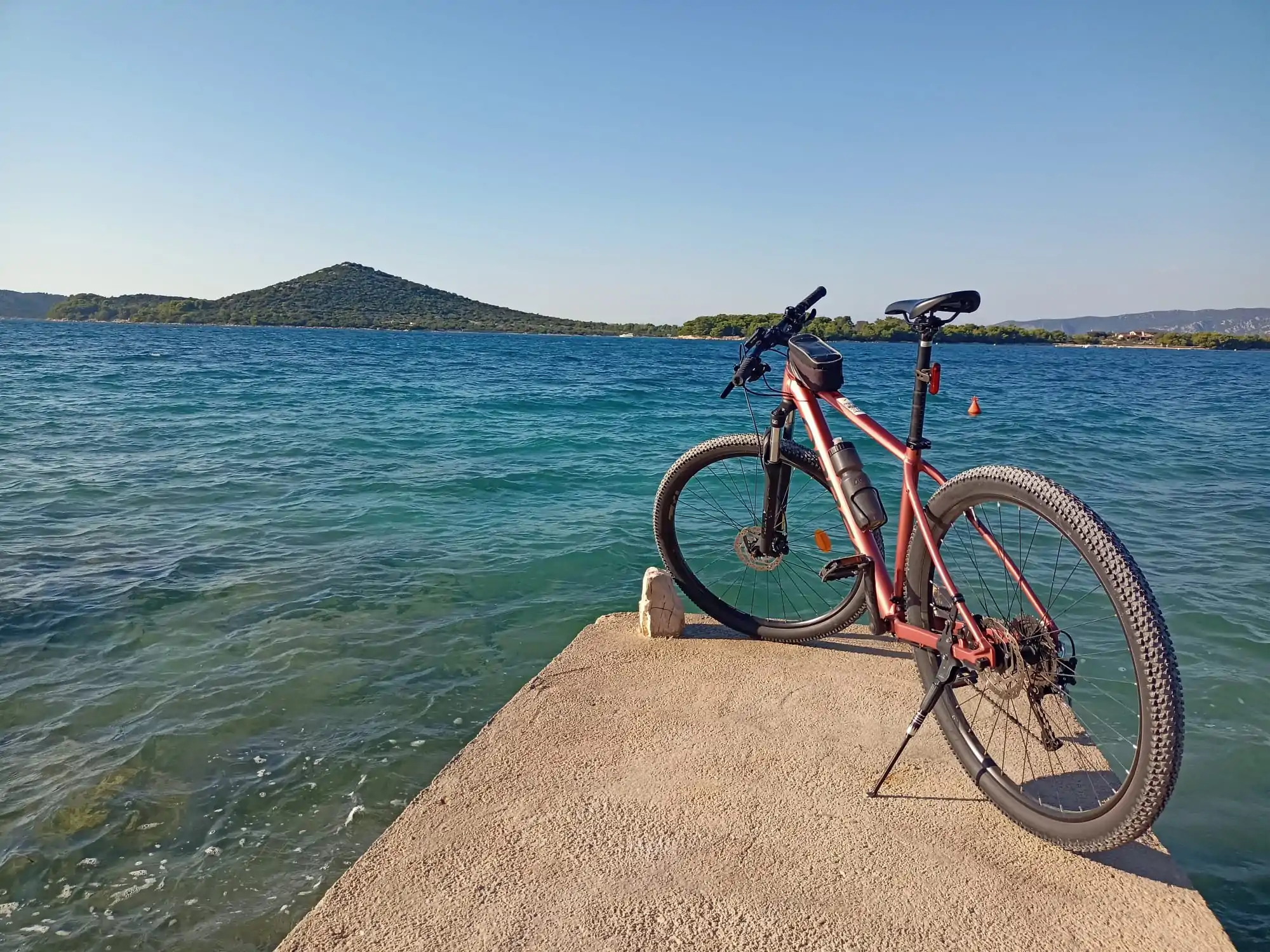 RENT A BIKE 08 - Kornatica