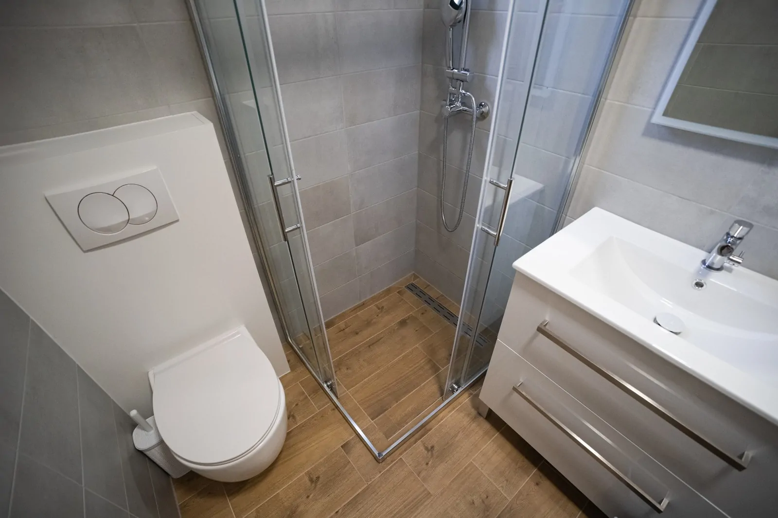 Olivia 03 - Kornatica