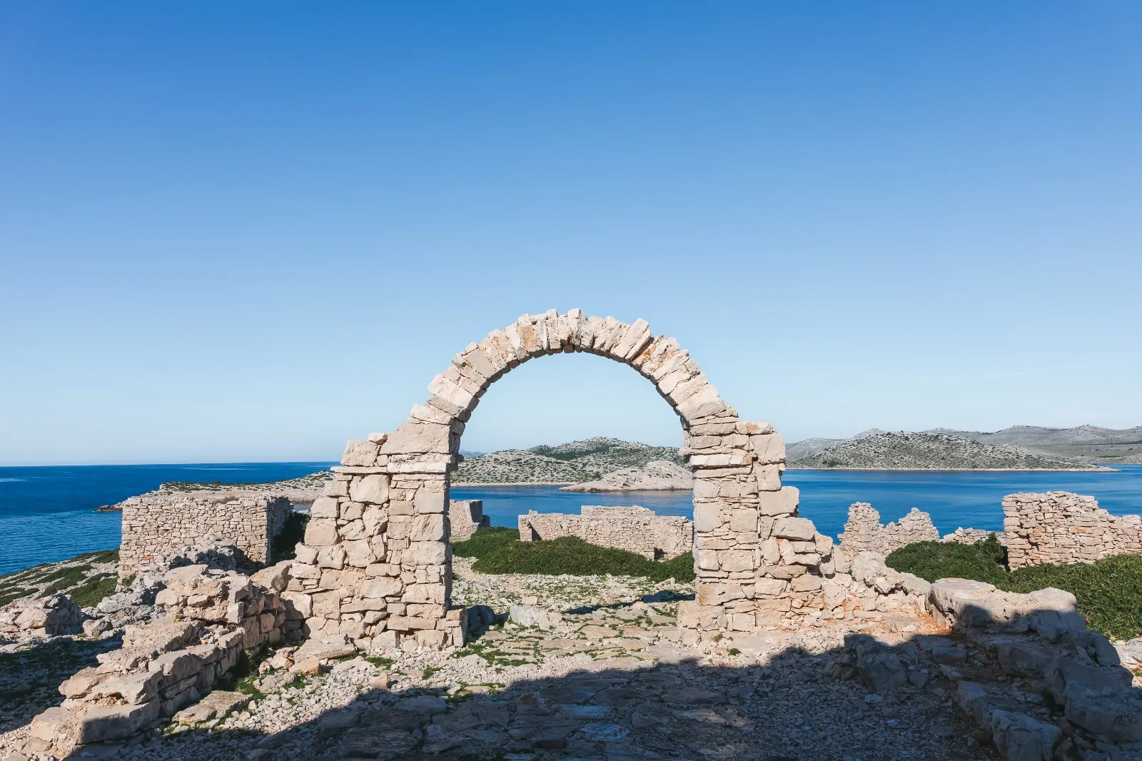 Izlet na Kornate – mali brod 03 - Kornatica